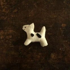 Gluckskafer Toys Handmade Wool Felt Dog
