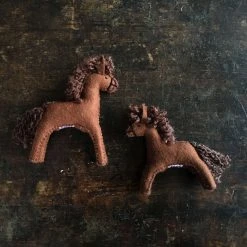 Gluckskafer Toys Handmade Wool Felt Small Brown Horse