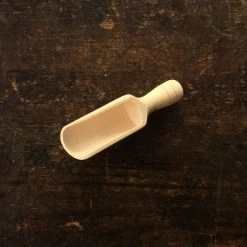 Gluckskafer Child's Natural Wood Kitchen Scoop