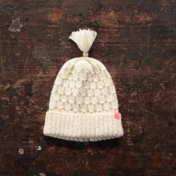 Mormor.nu Hand Knit Alpaca Smock Hat - Natural
