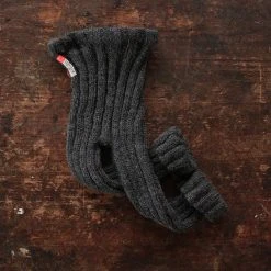 Mormor.nu Hand Knit Alpaca/Wool Rib Pants - Anthracite Baby Wool