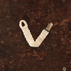 Mormor.nu Baby Gifts Hand Crochet Baby Soother Holder/Clip - Many Colours