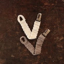 Mormor.nu Baby Gifts Hand Crochet Baby Soother Holder/Clip - Many Colours