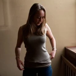 Engel Adults Women's Organic Merino Wool & Silk Sleeveless Top - Walnut