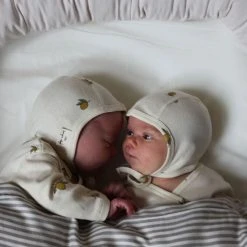 Konges Sløjd Cotton & Linen Organic Cotton Bonnet - Lemon Print