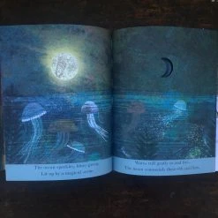 Books Britta Teckentrup - Moon Books & More