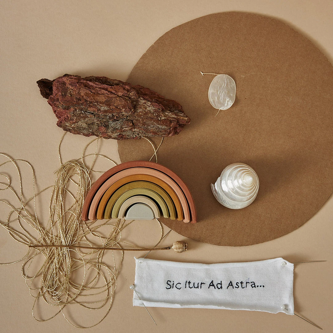 Raduga Grëz Handmade Wooden Arch Stacker - Earth