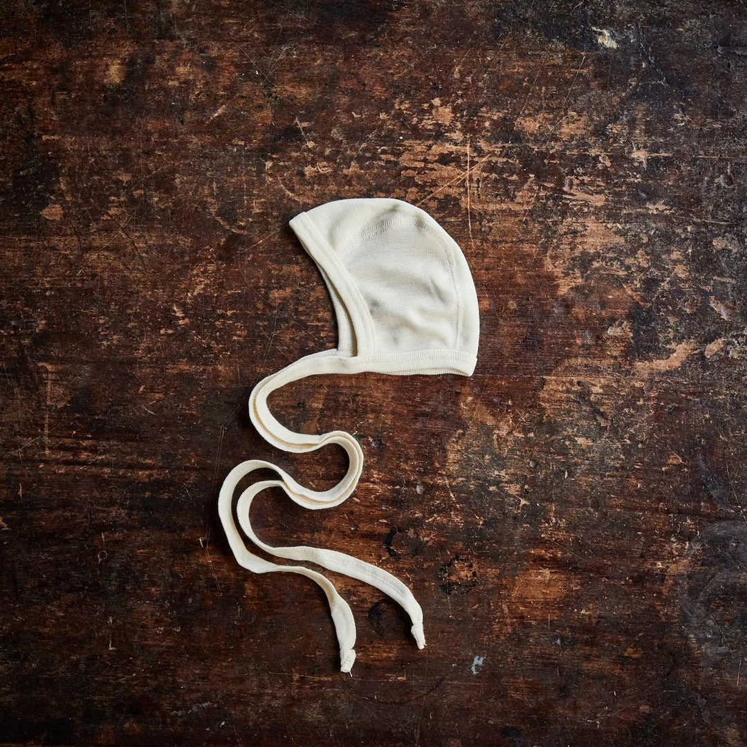 Engel Organic Merino Wool & Silk Bonnet - Natural Baby Wool