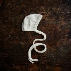 Engel Organic Merino Wool & Silk Bonnet - Natural Baby Wool