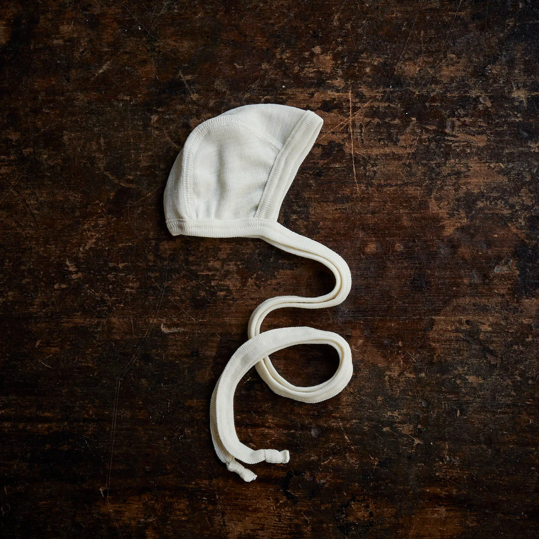 Engel Organic Merino Wool & Silk Bonnet - Natural Baby Wool