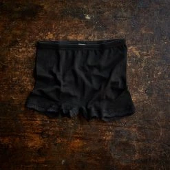 Engel Adults Women's Organic Merino Wool & Silk Boxer Shorts With Lace - Black