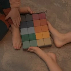 Raduga Grëz Handmade Wooden 20 Piece Cube Set - Earth Toys