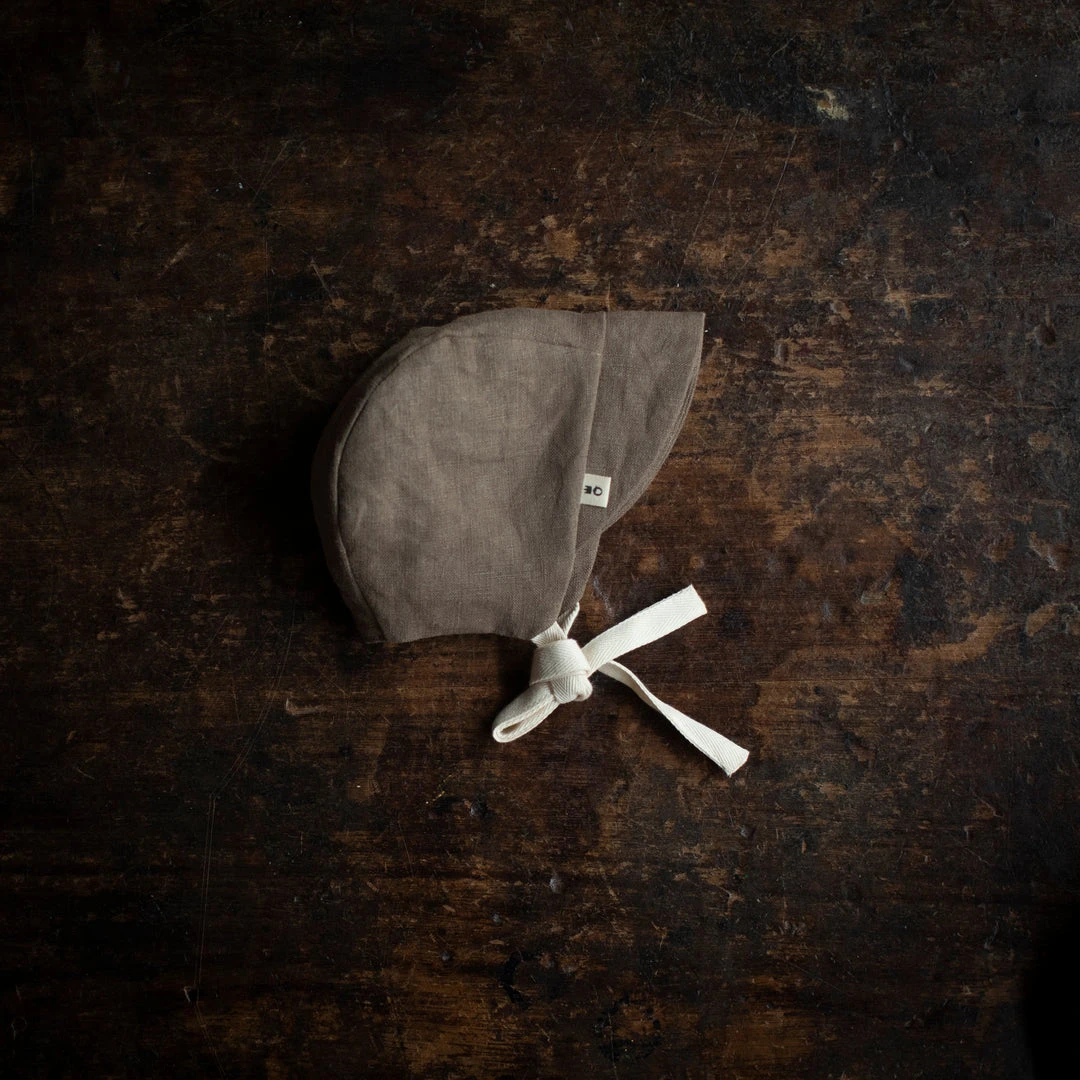 Tortoise & The Hare Cotton & Linen Plant Dyed Linen Brimmed Cap - Logwood