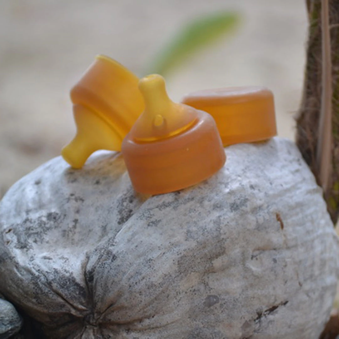 Baby Quoddle Natural Rubber Replacement Teat And Cover Pack - More Options