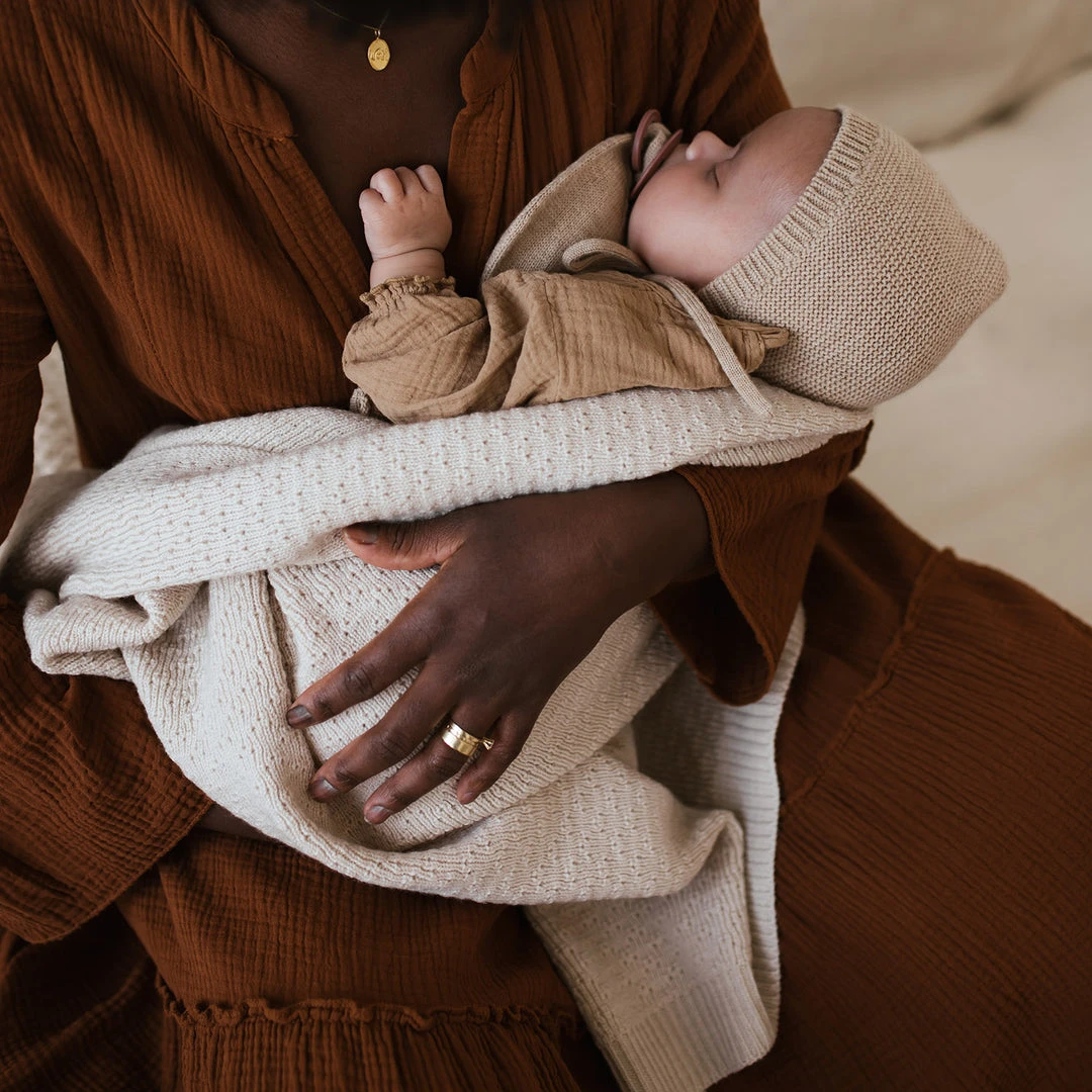 Hvid Merino Wool Titi Soother Holder - Sand