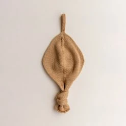 Hvid Merino Wool Titi Soother Holder - Ochre Baby Gifts