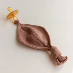 Hvid Merino Wool Titi Soother Holder - Terracotta Home & Baby Care