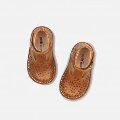 Petit Nord T-Bar Windmill Shoes - Cognac
