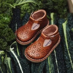 Petit Nord T-Bar Windmill Shoes - Cognac