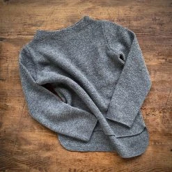 Reiff Women's Organic Merino Wool Crepe Sweater - Slate