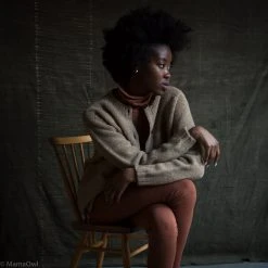 SISKIN Adults Women's Heritage Wool Coast Cardigan - Walnut