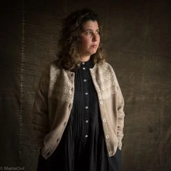 SISKIN Adults Women's Superfine Lambswool Autumn Cardigan - Feather