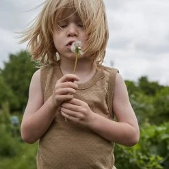 SISKIN Kids Wool Merino Wool/Silk Pointelle Vest - Caramel