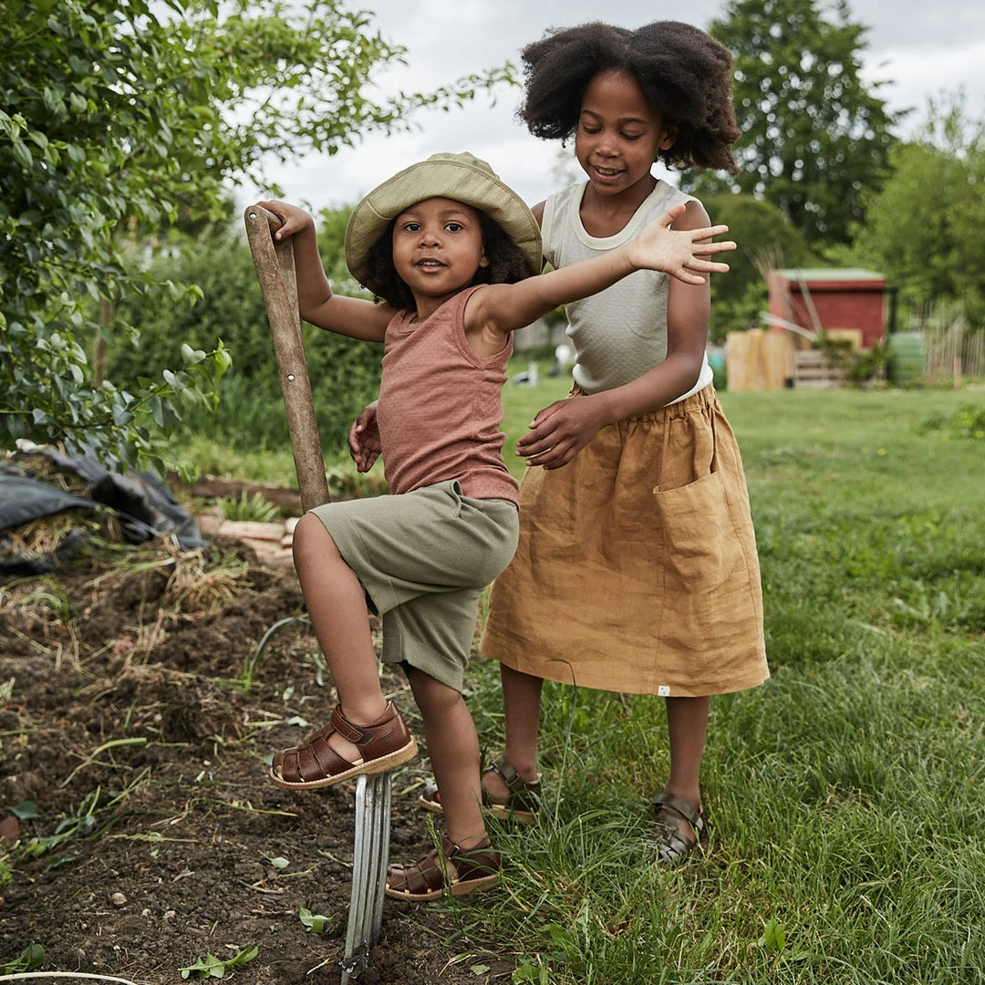 SISKIN Merino Wool/Silk Pointelle Vest - Pearl