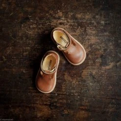 Angulus Toddler T-Bar Scallop Shoes - Tan