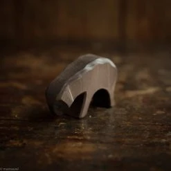 Ostheimer Handcrafted Brown Sheep Eating