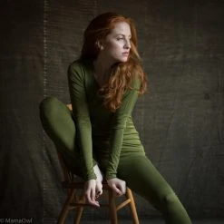 SISKIN By Engel Exclusive Women's Organic Merino Wool & Silk LS Top - Moss