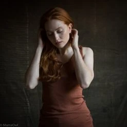 SISKIN By Engel Exclusive Women's Organic Merino Wool & Silk Sleeveless Top - Deep Rust