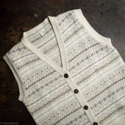 SISKIN Adult’s Lambswool Valley Vest - Alabaster