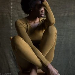 SISKIN By Engel Exclusive Women's Organic Merino Wool & Silk Leggings - Deep Ochre