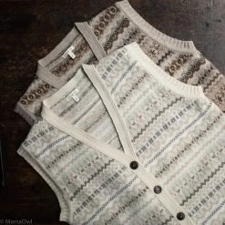 SISKIN Adult’s Lambswool Valley Vest - Oak